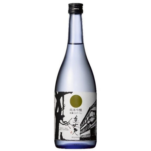 Bijofu Junrei Tama Junmai Ginjo Sake (BTL 720ml)