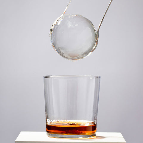 Kuramoto Sphere Ice